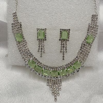 Dazzle Royale Necklace Set