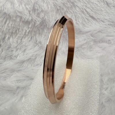 Rose Gold Grooved Stainless Steel Kada