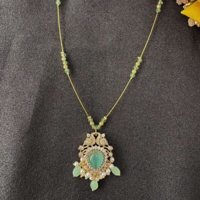 Mint Majesty Invisible Necklace