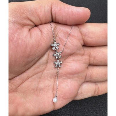 Silver Daisy Drop Minimal Necklace