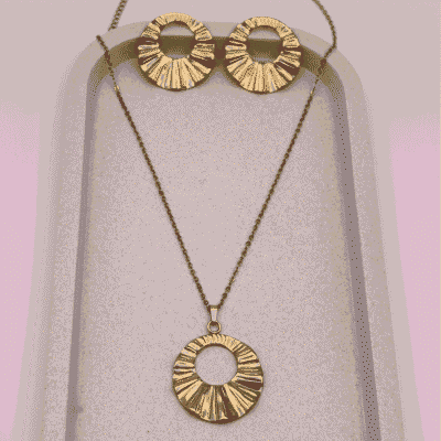 Textured Sunburst Golden Pendant & Earring Set